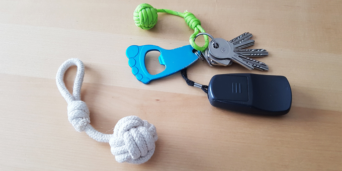 Une pomme de touline en porte clef - Two pour le DIY ! Blog DIY